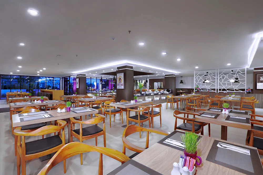 Fame Hotel Sunset Road Kuta Lombok